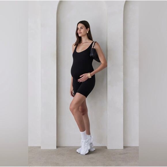 Bumpsuit The Cindy Maternity Romper in Black Size Medium - Picture 2 of 12